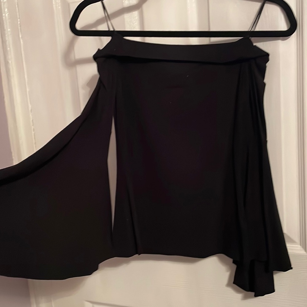 Off the shoulder long sleeve
